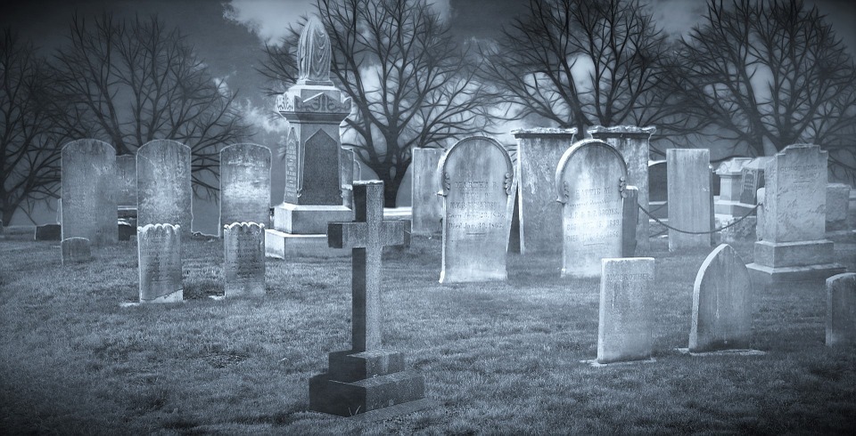 Alan Fine – Cemetery Ghosts